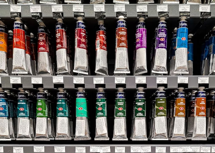 50 Customer Service Workers Share Memorable Interactions That Continue To Haunt Them To This Day