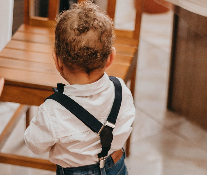 Parent Wants To Name Their Son Elizabeth, Gets A Reality Check Online Parent Wants To Name Their Son Elizabeth, Gets A Reality Check Online