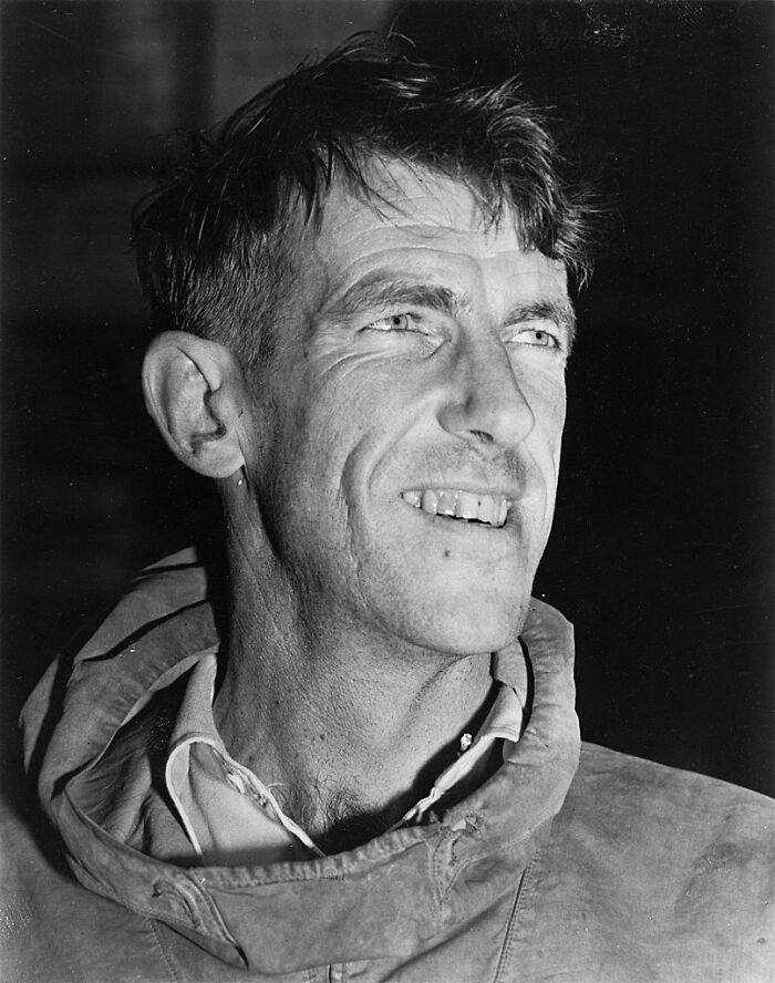 photo of Edmund Hillary