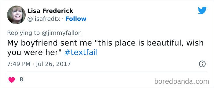 tweet about boyfriend sending the autocorrected message 