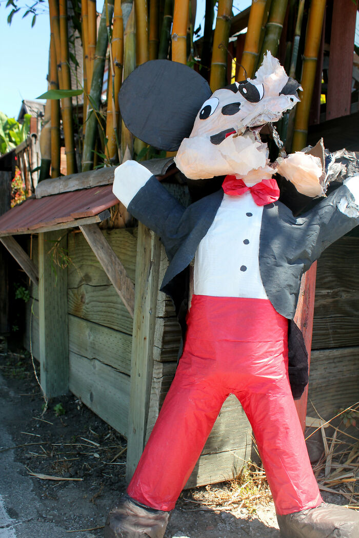 25 Of The Most Controversial Mysteries And Tales From Disney Park Staff And Visitors