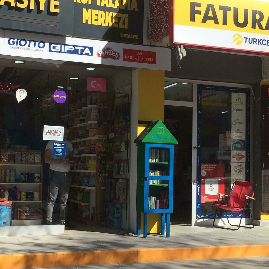 A Book Share Initiative In Turkey: @take.read.bring