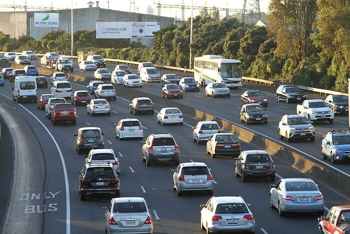 39 Folks Online List Driving Rules That Aren’t Written Down On Paper, Yet Everyone Still Should Know