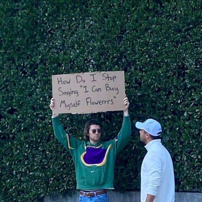 Funny-Dude-With-Sign-Protesting-Annoying-Things