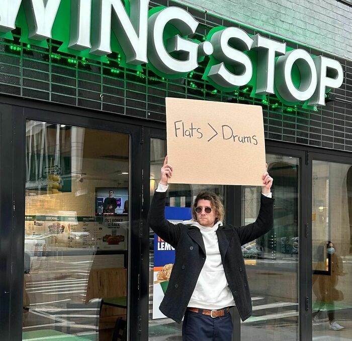 Funny-Dude-With-Sign-Protesting-Annoying-Things