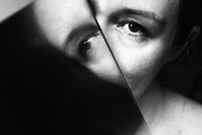 Artist Explores Image Distortions In The Face Of Her Emotions (7 Pics)