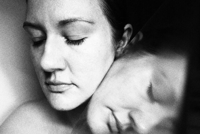 Artist Explores Image Distortions In The Face Of Her Emotions (7 Pics)