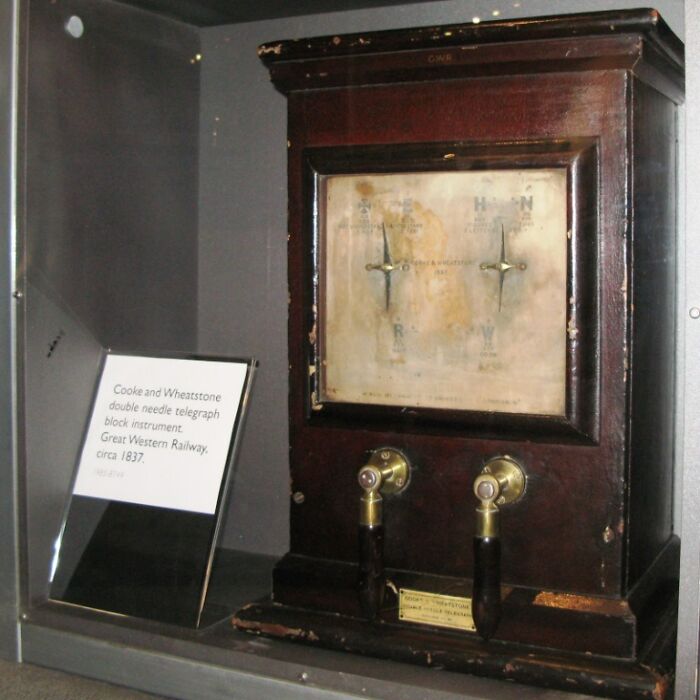 GWR Cooke and Wheatstone double needle telegraph instrument