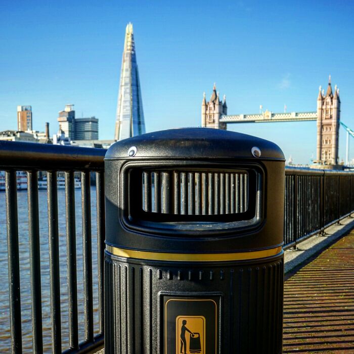 Hey, I'm Gilbert From London. I Can't Understand Why Tourists Like To Take So Many Pictures Of Me... Maybe Cos My Smile Is So Nice?