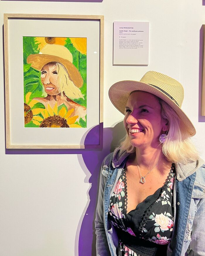 Talented 8-Year-Old's Portrait Of His Aunt Becomes Finalist In Prestigious Art Competition