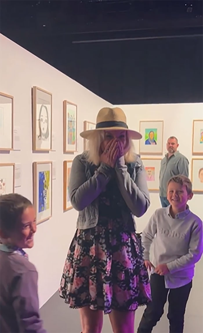 Talented 8-Year-Old's Portrait Of His Aunt Becomes Finalist In Prestigious Art Competition