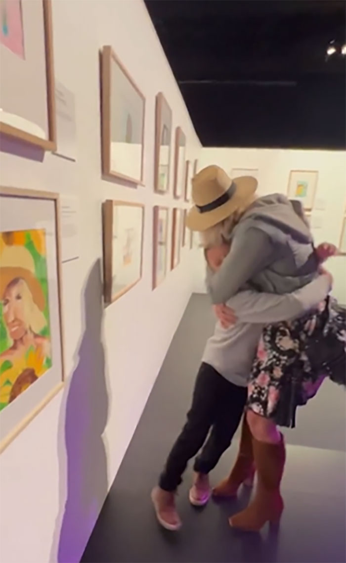 Talented 8-Year-Old's Portrait Of His Aunt Becomes Finalist In Prestigious Art Competition