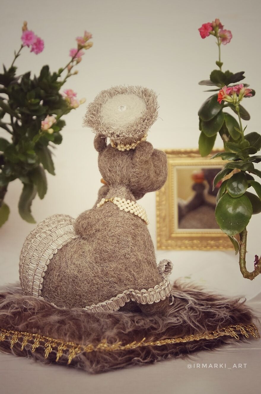Model With Soft Shapes