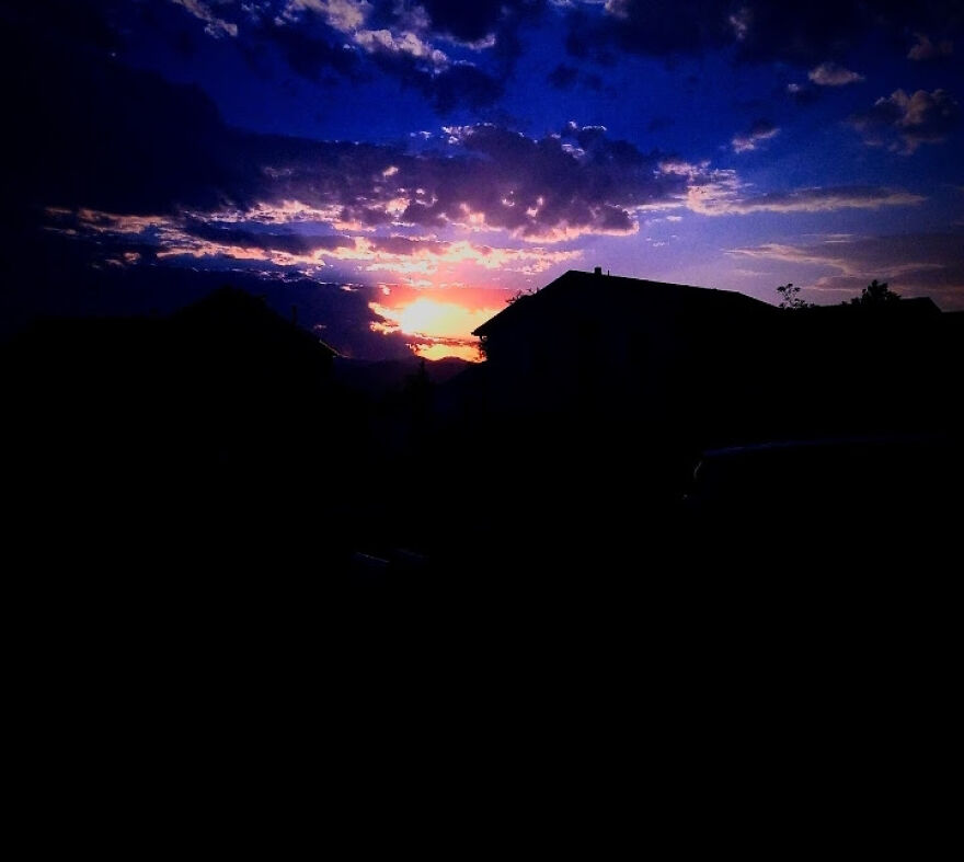 I Captured The Winter Sunrises On My Phone (10 Pics)