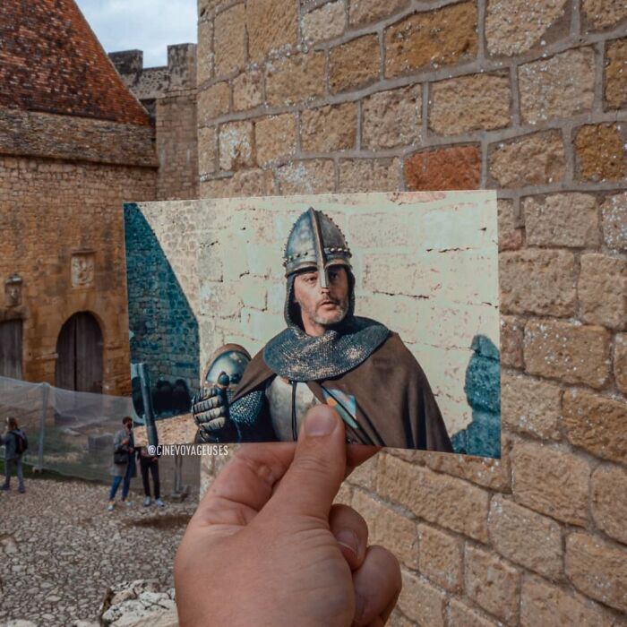 Les Couloirs Du Temps: Les Visiteurs II!