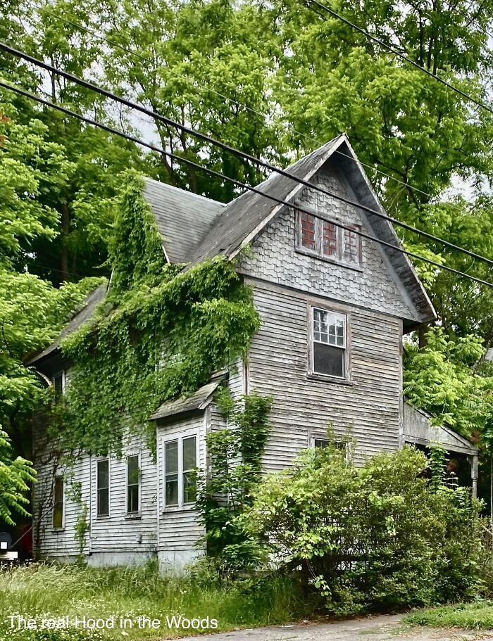Abandoned House In Pulaski, Va