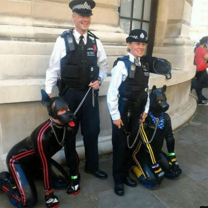 Absolutely Chaotic Memes From The “Absurd Posting” Page That May Leave You Questioning Things (50 Posts)