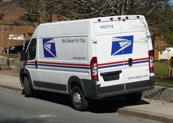 30 People Who Grew Up With Strict Parents Share The Most Absurd Rule They Had To Live By