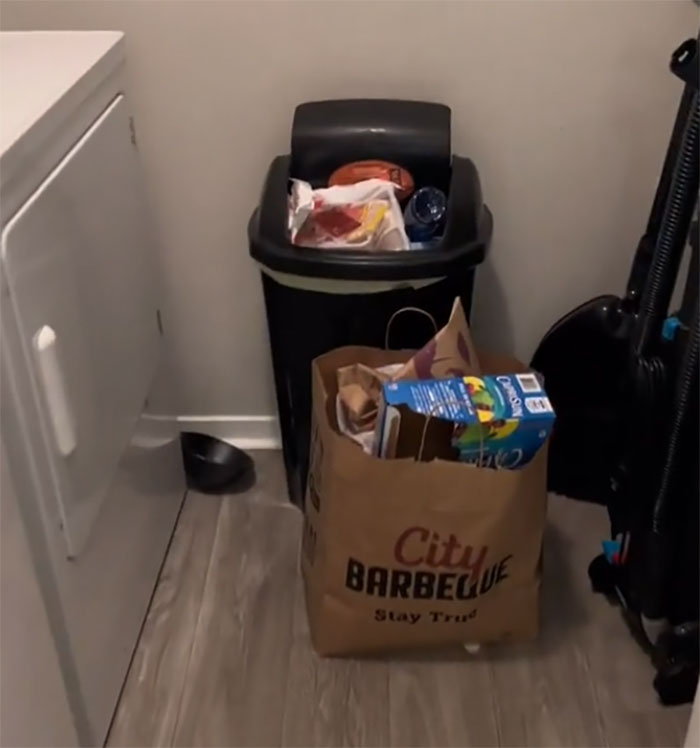 Airbnb Host Is Disgusted With Guest Who Didn't Clean After Themself In The Apartment, Gets Destroyed Online Airbnb Host Is Disgusted With Guest Who Didn't Clean After Themself In The Apartment, Gets Destroyed Online