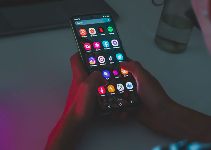 &ldquo;In That Time We Had Finished The Meal&rdquo;: Guy Is Furious At His Wife After He Misses Dinner Because He Was Scrolling TikTok In The Bathroom