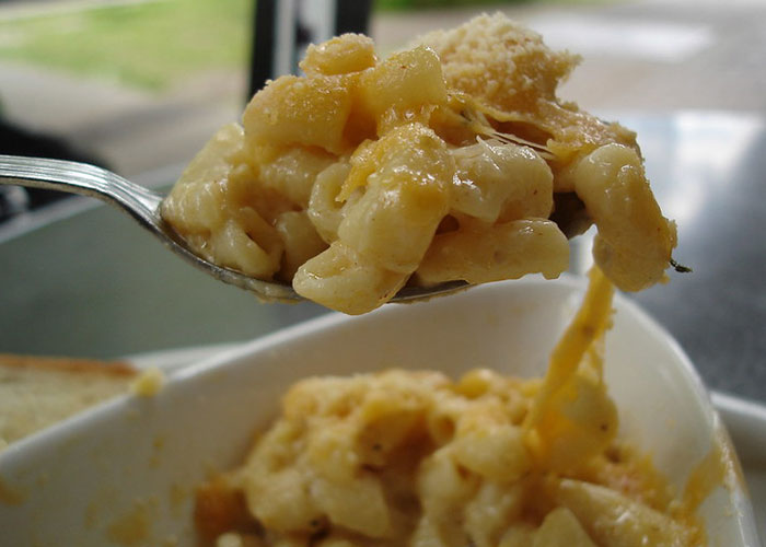 Someone Asks All-You-Can-Eat Buffet Workers To Share Their Horror Stories, And They Don't Hold Back (30 Answers)