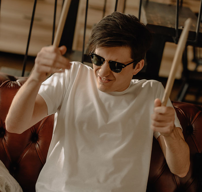 Annoying Neighbors Who Disturbed Everyone's Peace Get A Taste Of Their Own Medicine Annoying Neighbors Who Disturbed Everyone's Peace Get A Taste Of Their Own Medicine