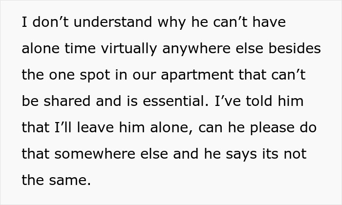 Guy Calls Wife A Jerk For Trying To Control His Bathroom Time, The Internet Says That He's The One Who Needs A Reality Check