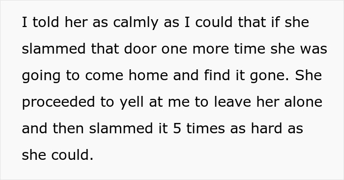 14-Year-Old Won’t Stop Slamming Her Bedroom Door And Parents Replace It With A Curtain, But She’s Not Having It 14-Year-Old Won’t Stop Slamming Her Bedroom Door And Parents Replace It With A Curtain, But She’s Not Having It