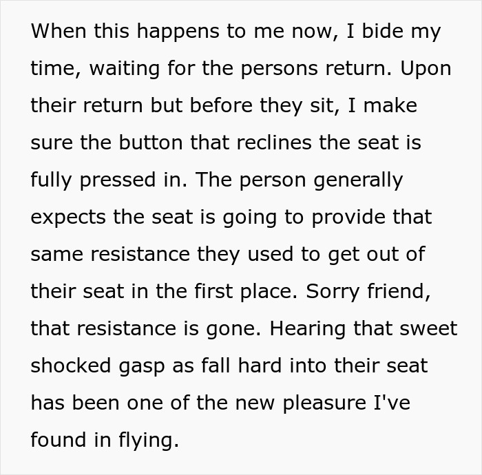 Netizens Applaud This Plane Passenger For Coming Up With The Perfect Revenge On People Who Keep Pulling On Their Seat When Standing Up