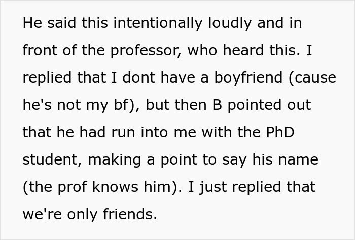 University Student Is Backed Online For Reporting Her Classmates Who Kept Hanging ‘Pretty Privilege’ On Her University Student Is Backed Online For Reporting Her Classmates Who Kept Hanging ‘Pretty Privilege’ On Her