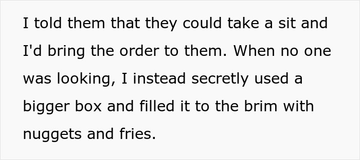 This Man’s Colleague Keeps Silent When A Man Gives Extra Food To A Family In Need, But Later Uses It Against Him This Man’s Colleague Keeps Silent When A Man Gives Extra Food To A Family In Need, But Later Uses It Against Him