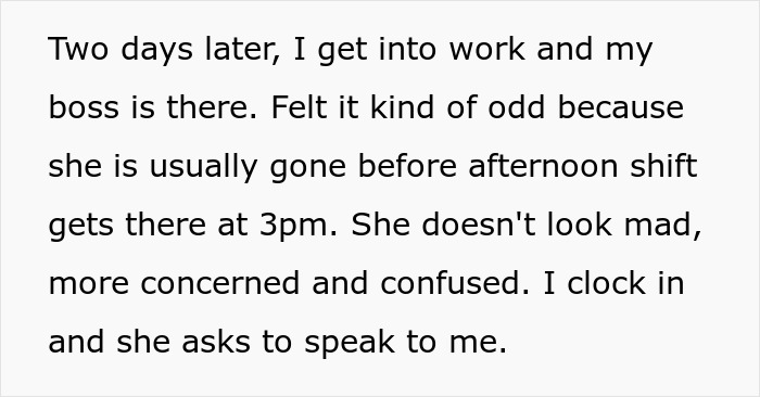 Hotel Guest Livid Seeing Front Desk Employee Drinking In A Bar After Work, Files A Complaint Yet Ends Up Being Put On A 'Do Not Reserve' List Hotel Guest Livid Seeing Front Desk Employee Drinking In A Bar After Work, Files A Complaint Yet Ends Up Being Put On A 'Do Not Reserve' List
