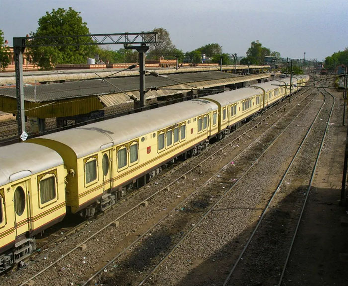 Palace On Wheels, India