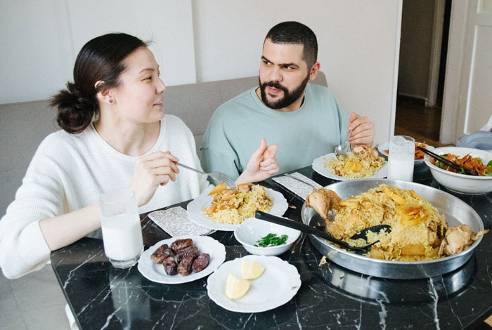 Parents Livid After Dinner Guest Doesn&rsquo;t Participate In Their Son&rsquo;s Autistic Ritual, Causing Chaos And Broken Plates