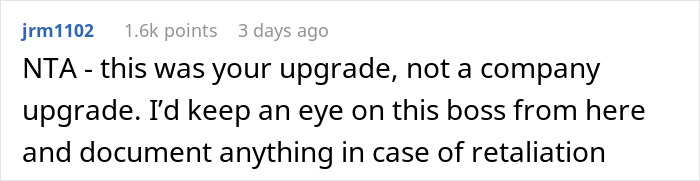 Boss Expected This Employee To Give Up Her 1st Class Seat For Her, Says She Has A "Lack Of Respect For Protocol" When She Doesn't Boss Expected This Employee To Give Up Her 1st Class Seat For Her, Says She Has A "Lack Of Respect For Protocol" When She Doesn't