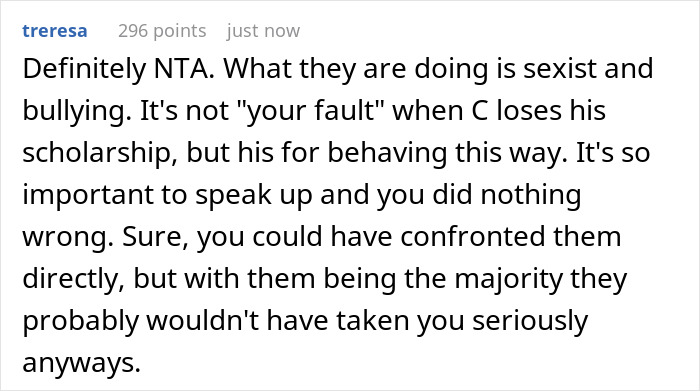 University Student Is Backed Online For Reporting Her Classmates Who Kept Hanging ‘Pretty Privilege’ On Her University Student Is Backed Online For Reporting Her Classmates Who Kept Hanging ‘Pretty Privilege’ On Her