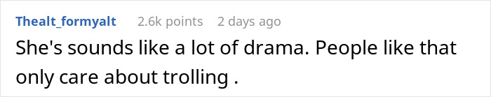 "One Of My Husband's Friends Made Me Uncomfortable At Our Wedding, But It's My Own Fault" "One Of My Husband's Friends Made Me Uncomfortable At Our Wedding, But It's My Own Fault"