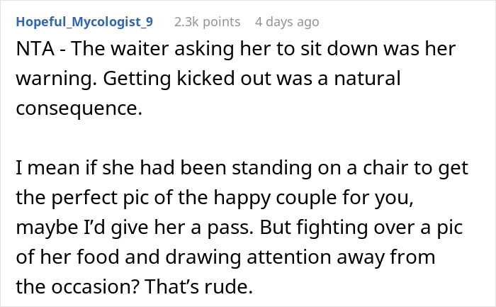 “A Waiter Had To Come And Ask Her To Sit Down”: Bride’s Sister Starts Loudly Sobbing Over Influencer Pics, Gets Escorted Out Of Engagement Dinner “A Waiter Had To Come And Ask Her To Sit Down”: Bride’s Sister Starts Loudly Sobbing Over Influencer Pics, Gets Escorted Out Of Engagement Dinner