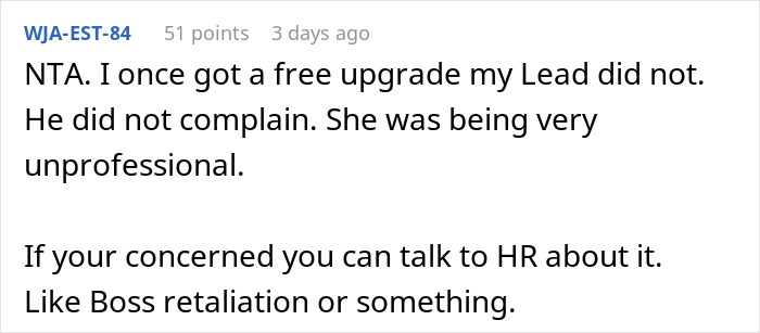 Boss Expected This Employee To Give Up Her 1st Class Seat For Her, Says She Has A "Lack Of Respect For Protocol" When She Doesn't Boss Expected This Employee To Give Up Her 1st Class Seat For Her, Says She Has A "Lack Of Respect For Protocol" When She Doesn't