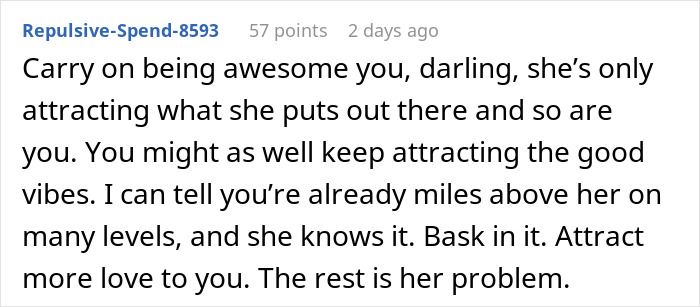 "One Of My Husband's Friends Made Me Uncomfortable At Our Wedding, But It's My Own Fault" "One Of My Husband's Friends Made Me Uncomfortable At Our Wedding, But It's My Own Fault"
