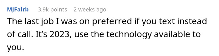 "This New Age Of Texting To Call Off Literally Drives Me Insane": Manager States That People Who Text Employers Are “Unprofessional”, Gets Blasted Online "This New Age Of Texting To Call Off Literally Drives Me Insane": Manager States That People Who Text Employers Are “Unprofessional”, Gets Blasted Online