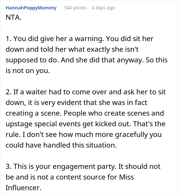 “A Waiter Had To Come And Ask Her To Sit Down”: Bride’s Sister Starts Loudly Sobbing Over Influencer Pics, Gets Escorted Out Of Engagement Dinner “A Waiter Had To Come And Ask Her To Sit Down”: Bride’s Sister Starts Loudly Sobbing Over Influencer Pics, Gets Escorted Out Of Engagement Dinner