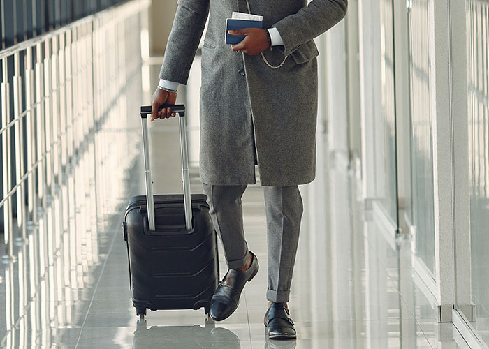 Worker Gets Creative After Company Changes His Flight To One 12 Hours Earlier To Save &pound;80, Costs Them Over &pound;1,000 Instead