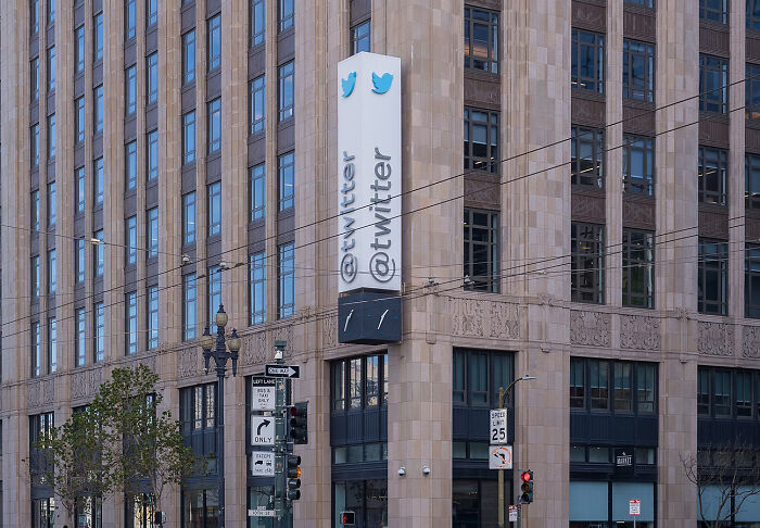 Twitter Employee Tweets Elon Musk To Find Out If He Still Has A Job, Elon Proceeds To Publicly Belittle Him And Mock His Disability