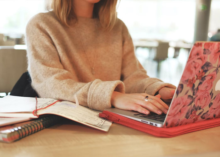 30 Savage Ways People Got Revenge On Their Bosses Before Leaving The Job