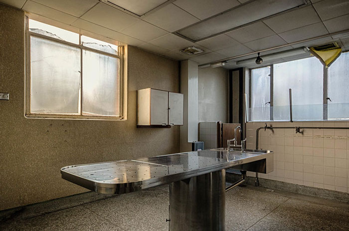 30 People Share Popular Misconceptions About Their Jobs