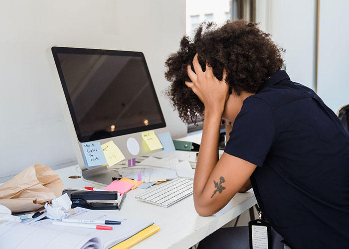 Incompetent New Hire Causes Havoc At Work, Pushing Nearly An Entire Department To Quit