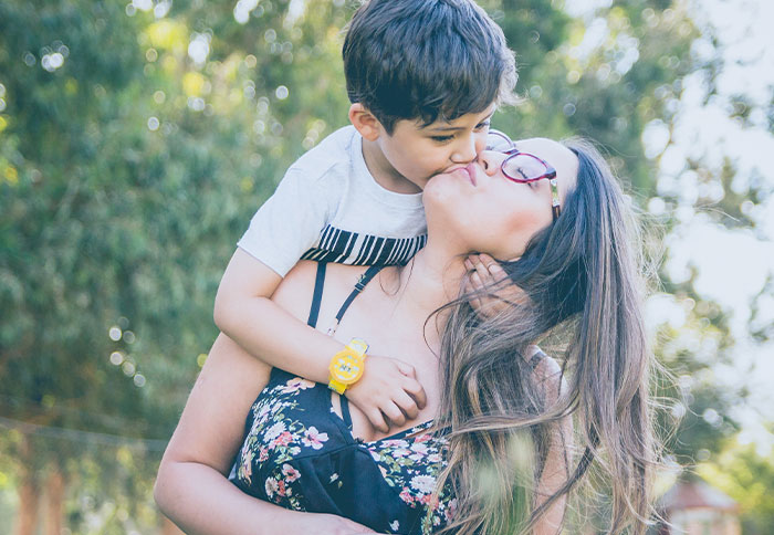 35 People Share Behaviors They Thought Were Normal Because Of Their Family But Realized Were Weird Later On In Life