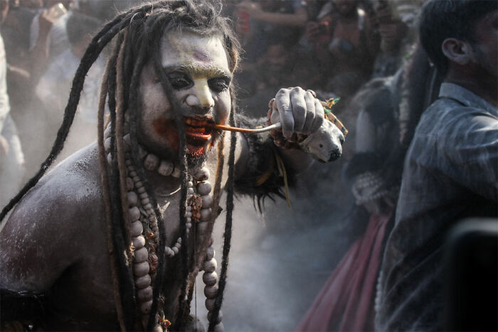 The Festival Of Ashes: Varanasi Masan Ki Holi 2023 (21 Pics)