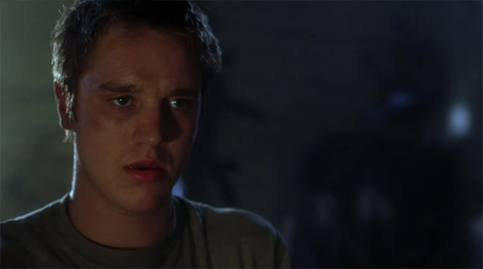 Devon Sawa looking scared in the dark 
